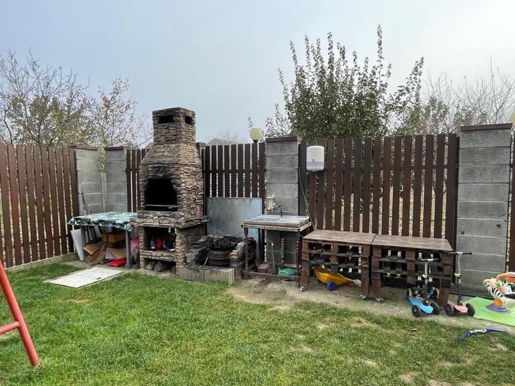 Giroc | 2 camere | Curte privata | Loc de joaca si BBQ - 1