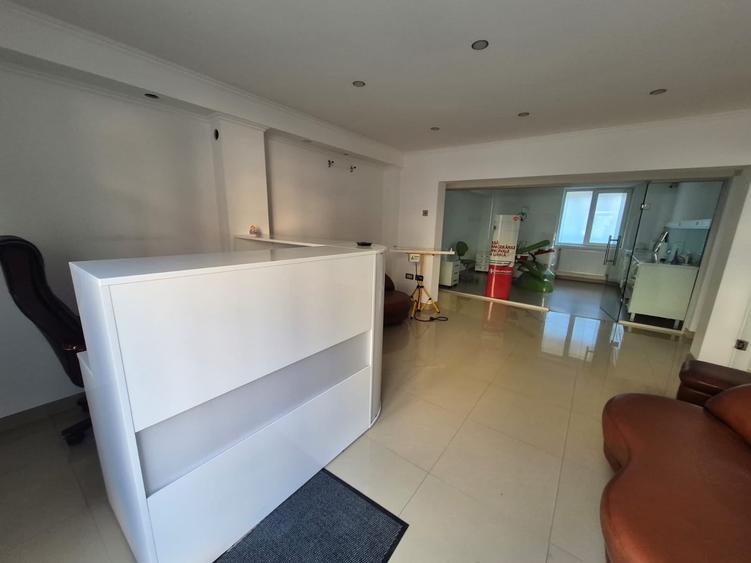 Spațiu comercial de vânzare – 90 mp – zonă  Strada Petru Rareș - 1