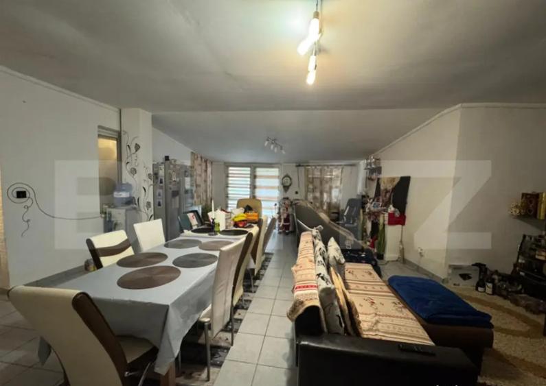 Casa cu 5 camere 300 mp in Hunedoara - 1