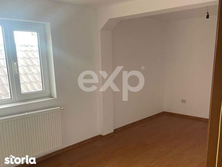 Casa / Vila cu 6 camere de vanzare Leontinesti - Bacau - 1