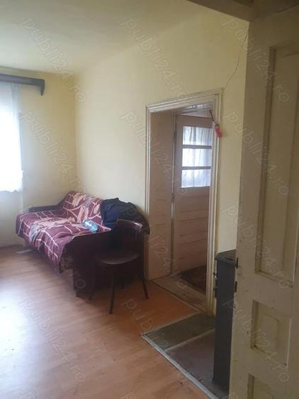 Case la tara si teren de 13.000 mp - 6