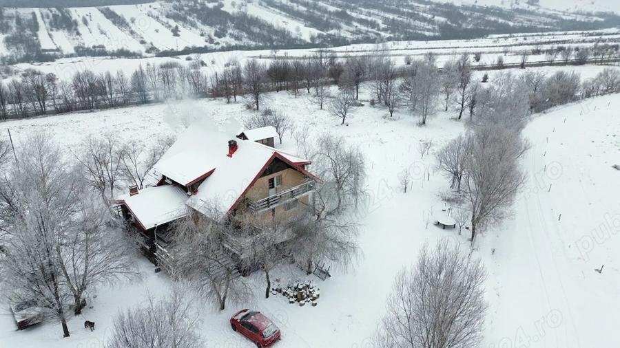 Casa ?i 17500mp teren - 10