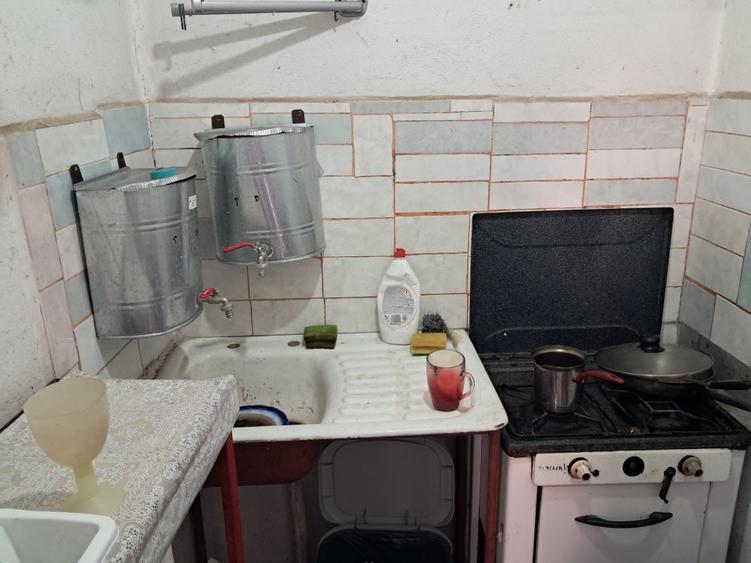 Casă individuală cu 3 camere cu Teren 800 Mp în Hunia