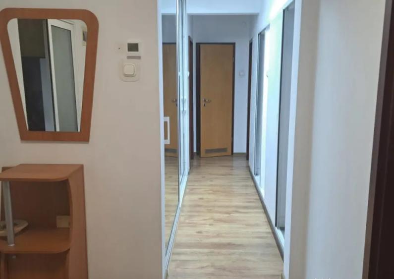 Apartament 3 camere, 100 mp, zona Ultracentral - 1
