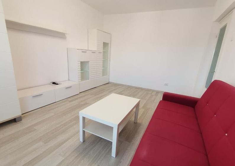 INCHIRIEZ apartament 2 camere decomandat,renovat,zona Mihai Viteazul - 8