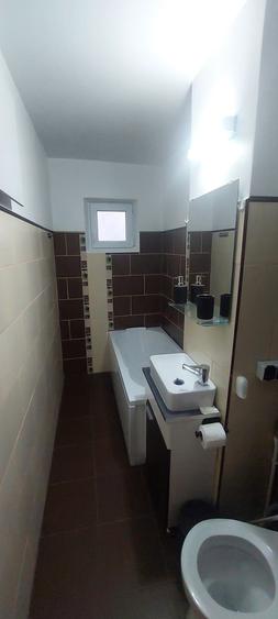 Comision O!Năvodari-Zona Sud-garsoniera decomandată, S-24mp,parter,gaze la ușa. - 5