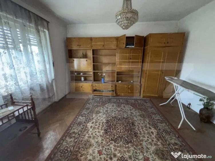 Casa de vanzare 3 camere - 3