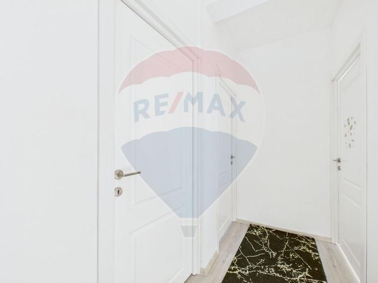 Duplex 85 mp utili, curte 200 mp – vedere la lac și pădure - 13