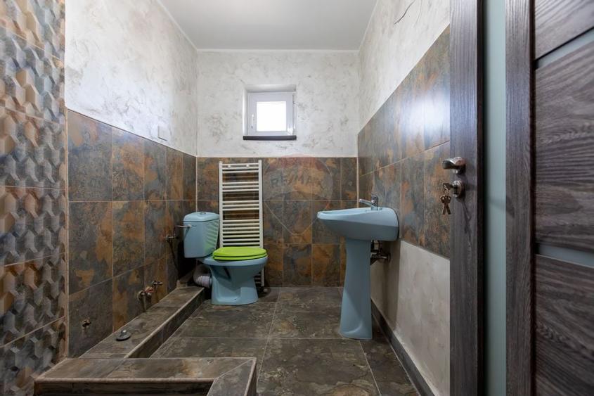 Apartament cu 3 camere de vânzare - 10