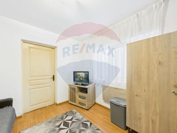 Casă cu două corpuri, ideală pentru firmă, Vitan - 8