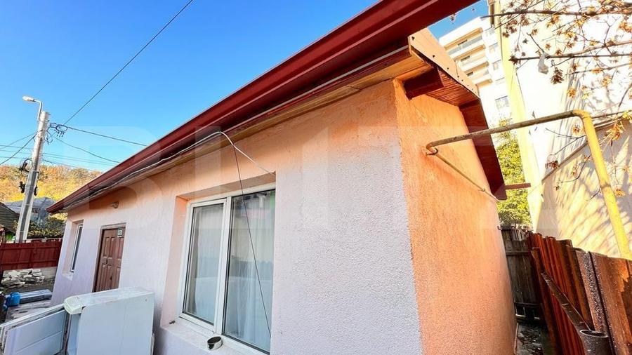 Casa , 40 mp+ 16 mp anexa-3 camere , 130 mp de teren, Nicolina - 2