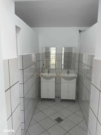 Spațiu comercial, de 378 mp, în Central
