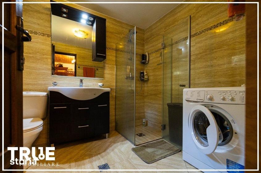 Casă cu 6 camere cu Teren 1400 Mp în Lunca