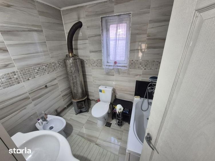 Casă cu 4 camere cu Teren 610 Mp în Central
