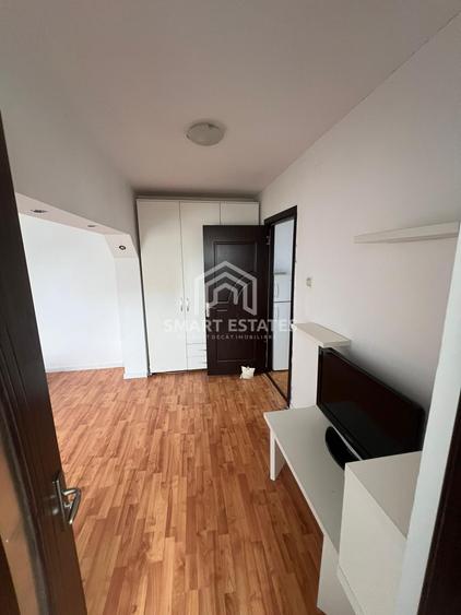 Garsonieră decomandată, mobilată în Oltenița