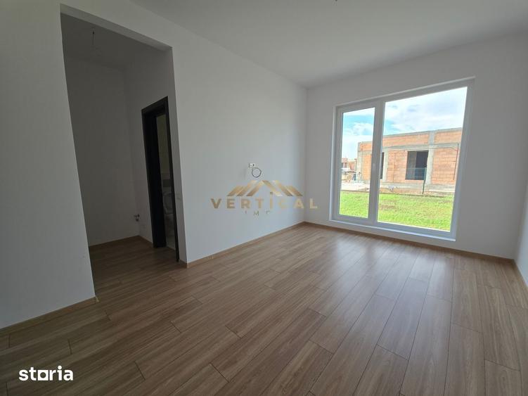 Casă cu 3 camere cu Teren 347 Mp în Vidra
