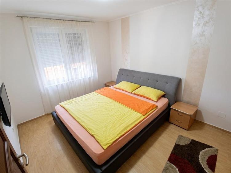 Casă cu 4 camere cu Teren 250 Mp în Aeroport