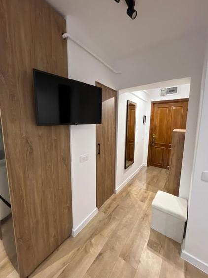 Apartament cu 3 camere decomandat în Piața Unirii