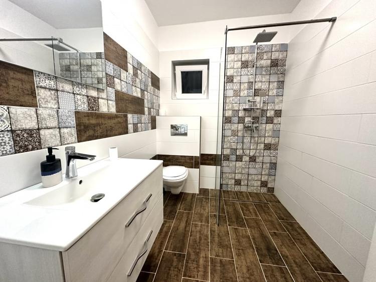 Apartament cu 2 camere decomandat, mobilat în Cetate