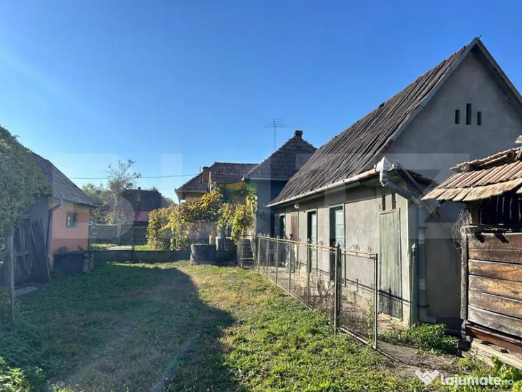 Casă cu 3 camere cu Teren 3000 Mp în Murgești
