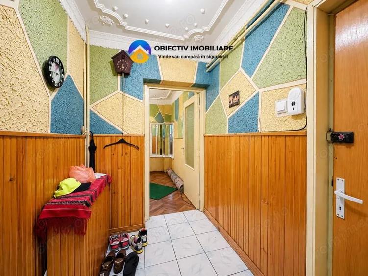 Apartament cu 4 camere semidecomandat în Dărmănești