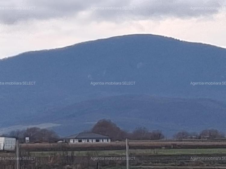 Teren Construcții intravilan de 500 mp, în Stupini