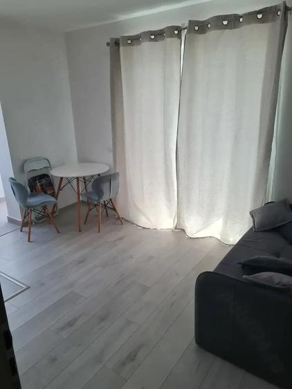 Apartament cu 2 camere semidecomandat în Trivale