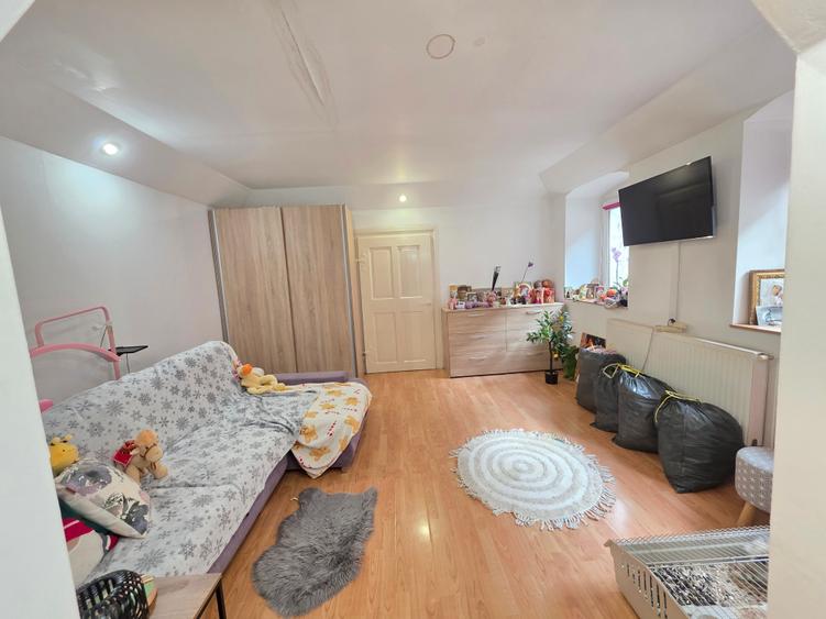 Apartament cu 2 camere semidecomandat în Centrul Istoric