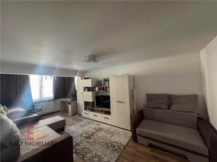 Apartament cu 2 camere decomandat în Tudor