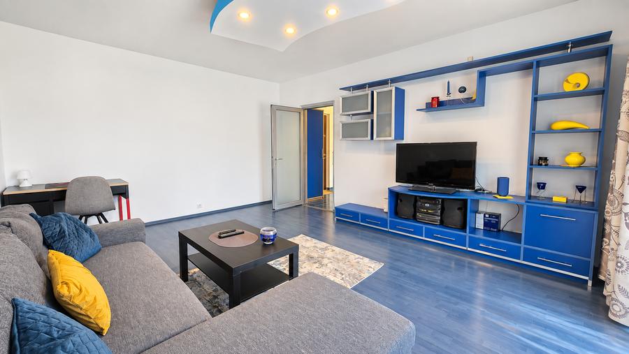 Apartament cu 2 camere decomandat în Vitan Mall