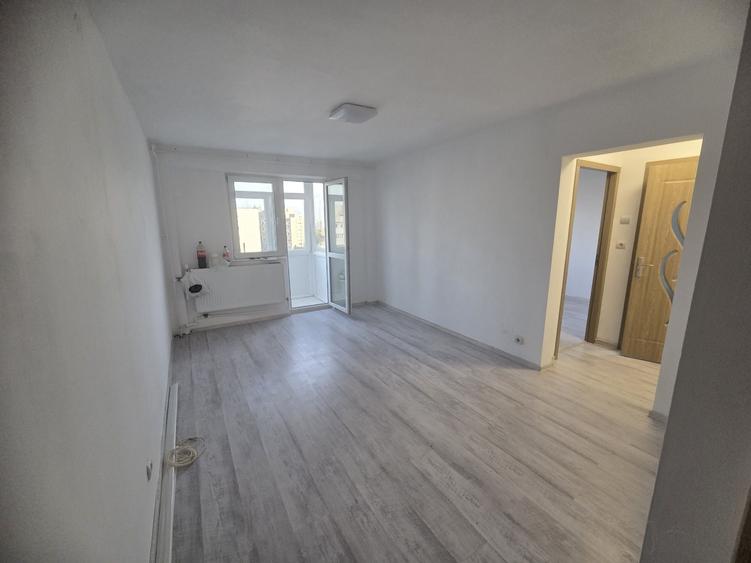 Apartament cu 2 camere semidecomandat în Pantelimon