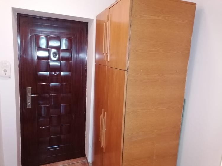 Garsoniera mobilata si utilata, zona Costin Georgian - 7