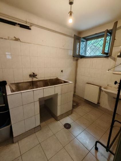 Vilă interbelică – Casin / Domenii – ideală clinica/ resedinta/ sediu / ambasada - 32