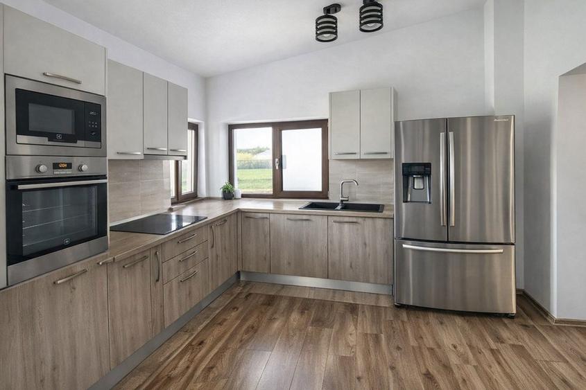 Casa - 14 Octombrie - proprietate moderna, complet mobilata Va prezentam o locuinta deosebita, construita cu atentie - 3