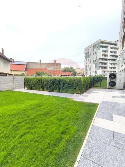 Spațiu comercial de vanzare - 2