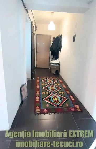 Apartament 2 camere, 56mp, et. 4, in zona cina, Tecuci - 1