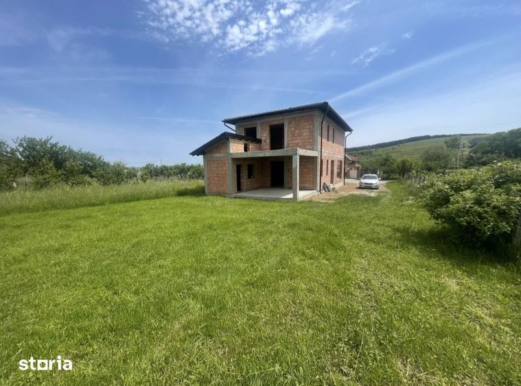 Casa noua singur in curte 160 mp P+E la ro?u cu 500 mp teren Poplaca - 3