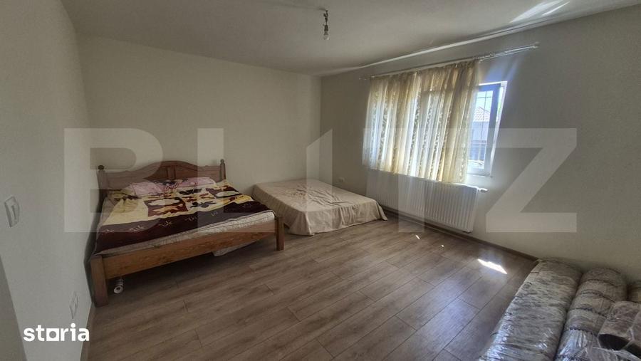 Casa cu 3 dormitoare de vanzare, 150 mp, teren 1345 mp, zona Lazuri - 3