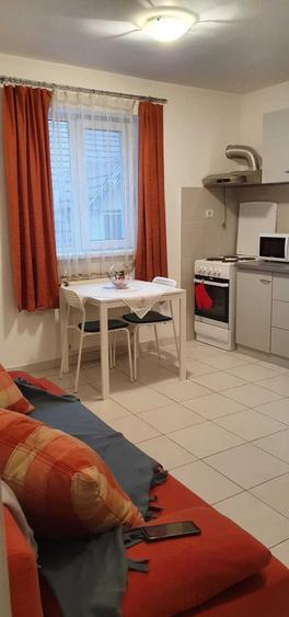 Garsonieră în Lipovei