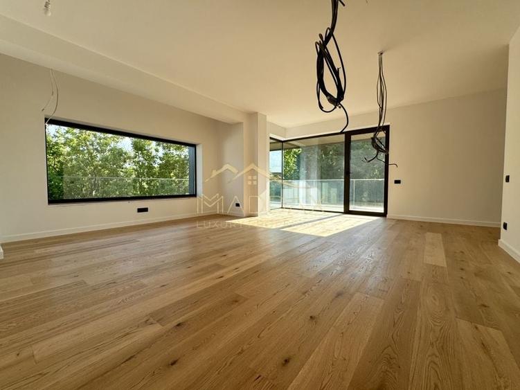 Vila cu 5 camere  *366mp* / Curte privată *315mp* / Pipera - Lake View - 17