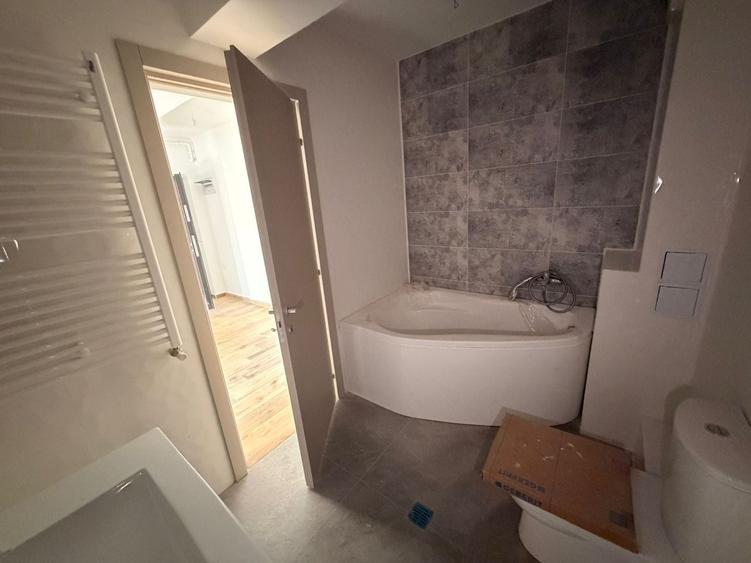 AP. 3 CAMERE, BLOC NOU, CENTRALA PROPRIE,BUCATARIE INCHISA,COMISION 0% - 4