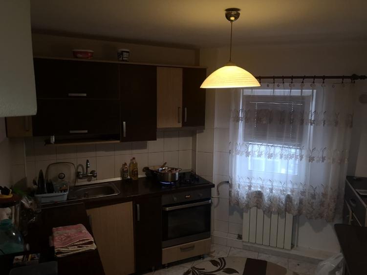 Apartament 3 camere et.2 Botosani /Imparat Traian /Donici - 6