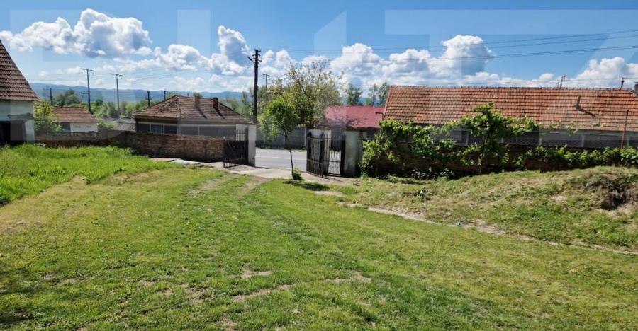 Casa de Familie | 175 mp + Curte 3166 mp | Tatara?ti, B - 32