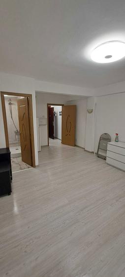 GARSONIERA DE VANZARE - 3