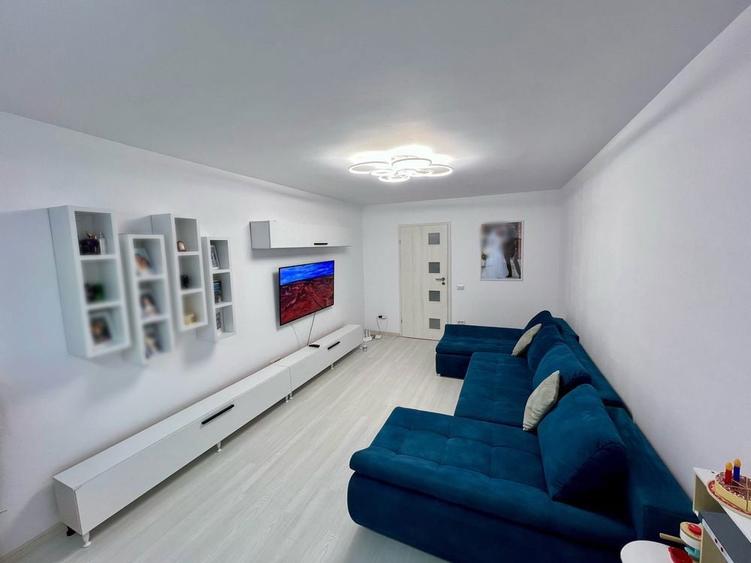 Vand apartament 2 camere - etaj 1 - 2
