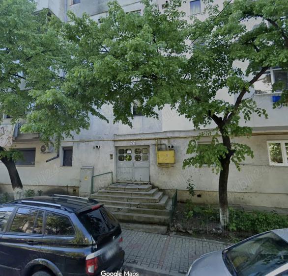 Apartament de vanzare - 3 camere, 63mp, etaj 3 4 - Str Imparat Traian - 3