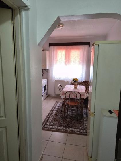 Vand apartament cu 1 camera - 1