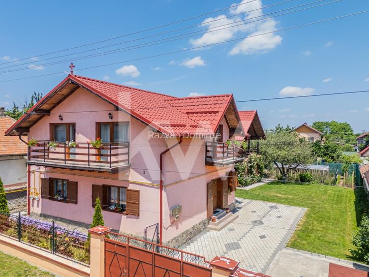 Vila spatioasa de vanzare Rasnov, turism / resedinta, teren 786 mp | Comision 0%
