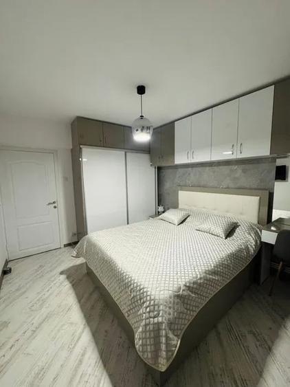 3 Camere Decomandat 2 Bai Etaj Intermediar Bloc 1985 zona Frumoasa - 8