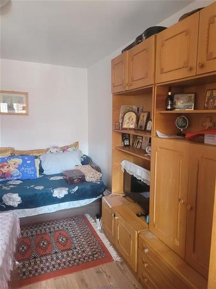Apartament 3 camere decomandat, Zona Mioritei - 10